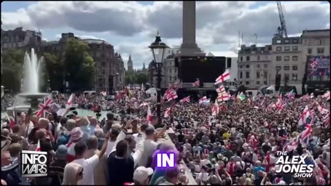 BREAKING : Tommy Robinson - 100,000 People Protesting Against Islamic Invasion Of England