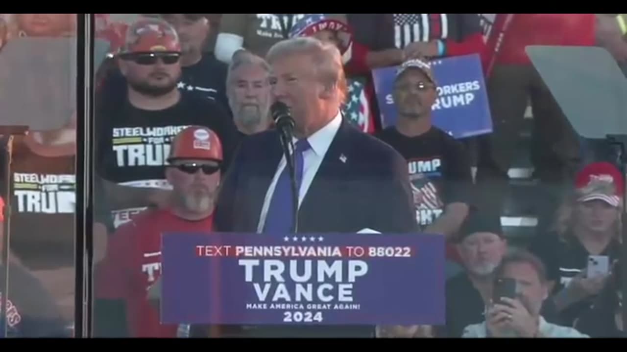 Trump strangely talks about Arnold Palmer's private parts at rally