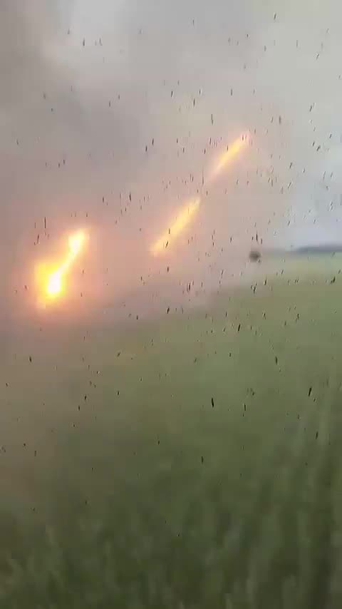 3 Ukrainian BM-27 Uragan MLRS launch a volley at Russian positions
