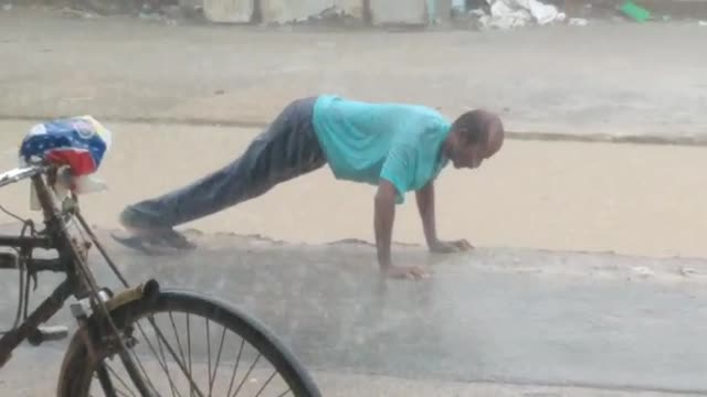 Rain funny video 😅