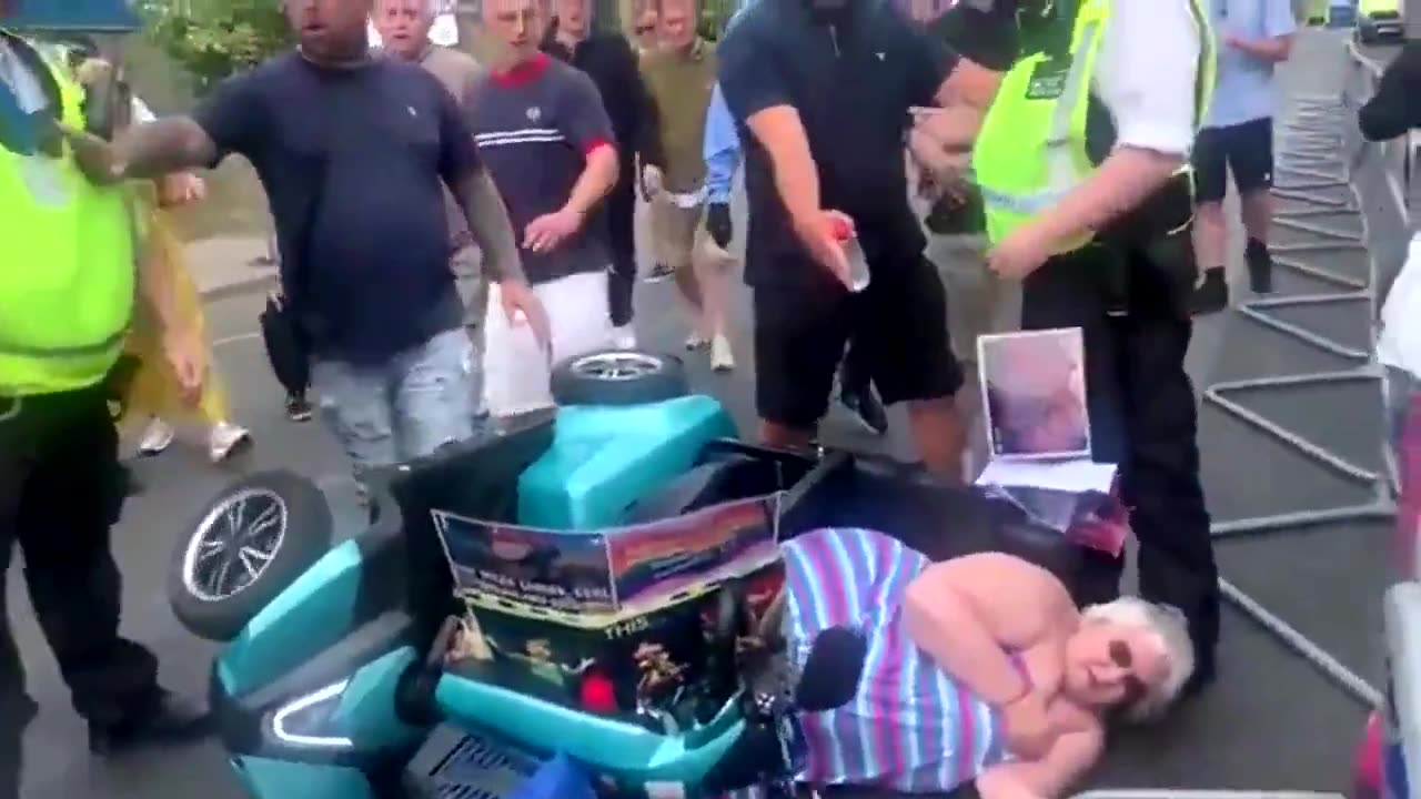 Pro Muslim UK Police finally takes down one of those far right thugs but its a granny