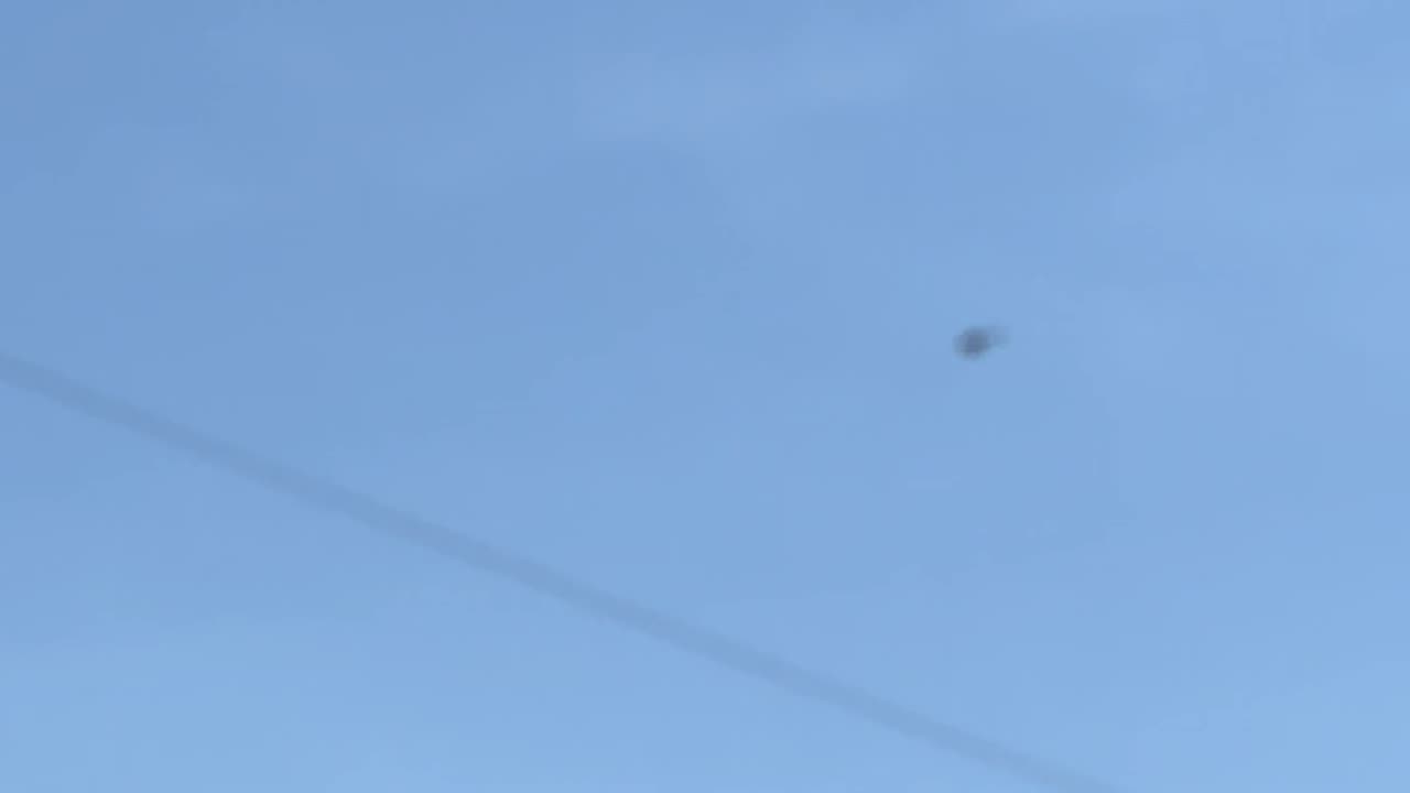 2 Helicopters