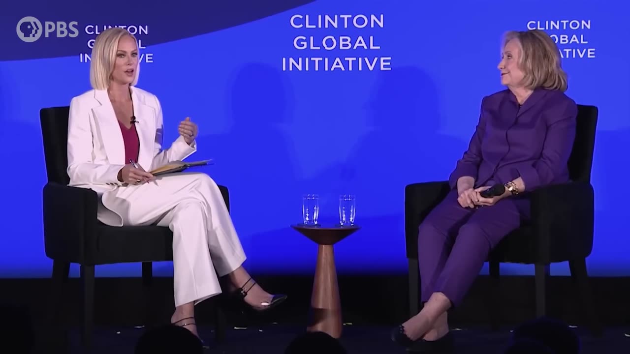 Hillary Clinton says "The press NEEDS a CONSISTENT NARRATIVE about the DANGER that TRUMP poses"