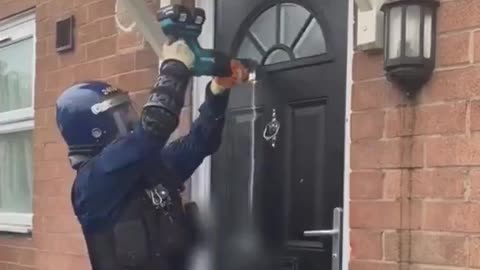 Police Arresting Illegal Facebook Posters