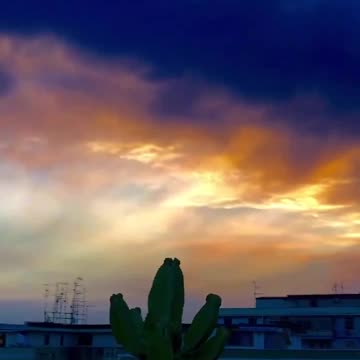 Mount Etna Erupes .. 👀