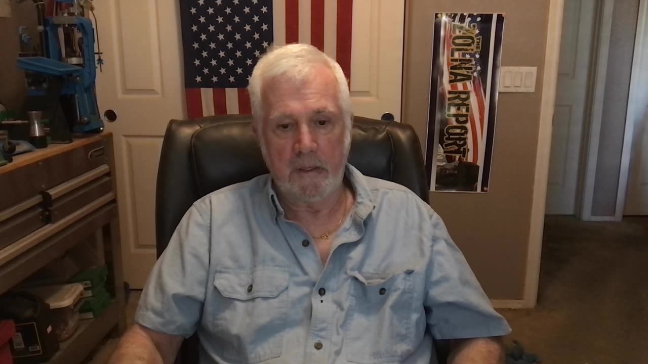 Notice Little If Any Engine Noise Along With The Calm Voice Of The Flight AttendAnt!