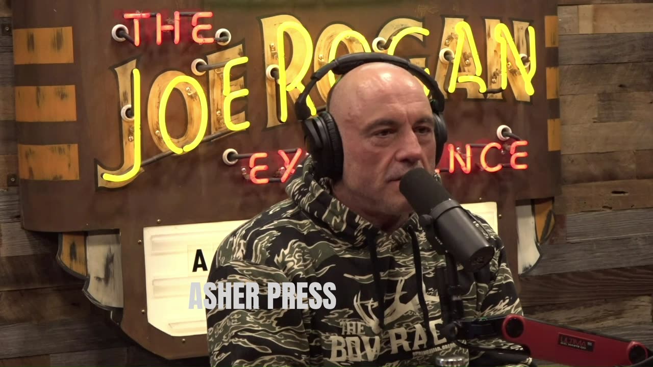 Joe Rogan And Tim Kennedy Discuss Israel, Palestine & People Stuck In Gaza