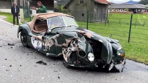 A woman was on her phone… ruined a 1948 Jaguar XK120.