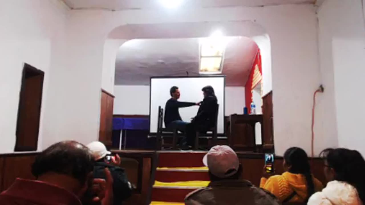 Conferencia Cuantica y sanación Holistica en Casa Holistica Riqchariy Puno