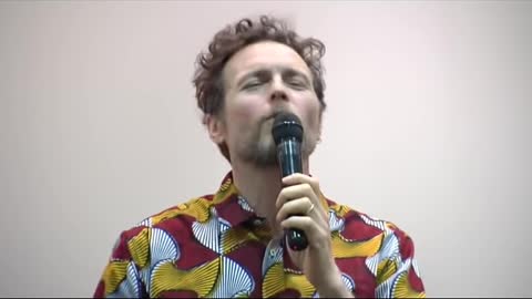 Jovanotti invitato al club del potere occulto globale