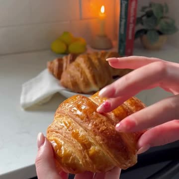 Home 🏠🏡 MADE CROISSANTS