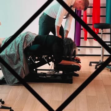 #ChiropractorChronicles #ChinaAdventures #ChiropracticCare #PainReliefJourney #HealingAndAlignment