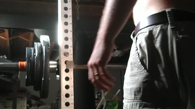 225 x 6 bench press barefoot
