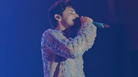Darshan Raval live in concert Mahiya Jinna Sohna song