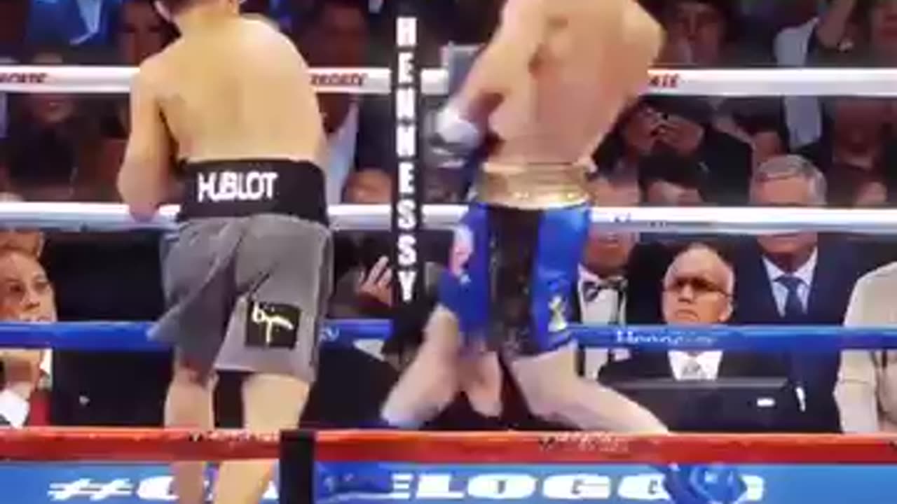 Canelo Head Movement