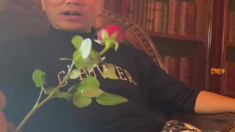 20221015文贵先生GETTR¹： #灭爆小组：针对老椅子加大挑拨离间，找了20个左右检举结发，在社交媒体上诋毁，想尽一切办法挑拨那些不坚定的人远离爆料革命。海外反华势力，严防颜色革命