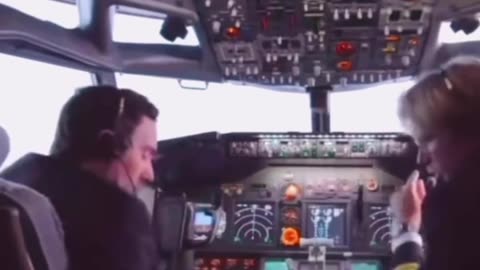 Pilot Pranks Passengers Mid-Flight: Hilarious Reactions Caught on Camera!