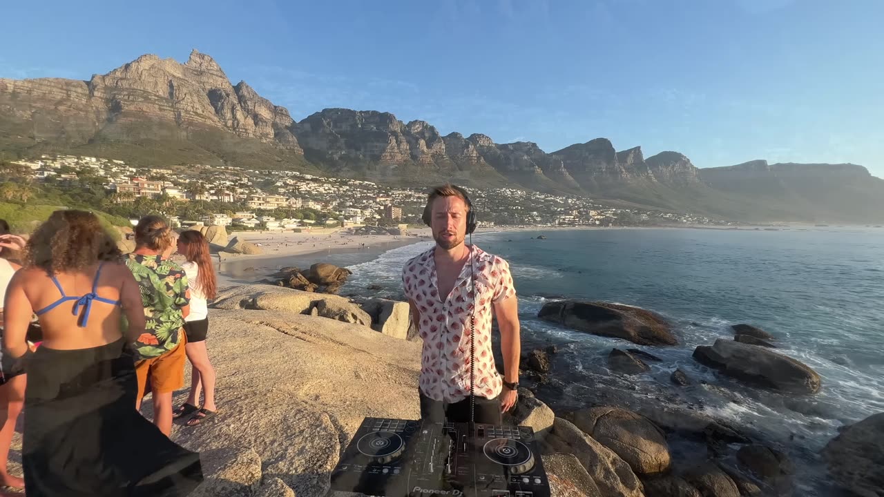 Beach Party Set _ RÜFÜS DU SOL, Lane 8, Tinlicker, Luttrell, Monolink, Jody Wisternoff