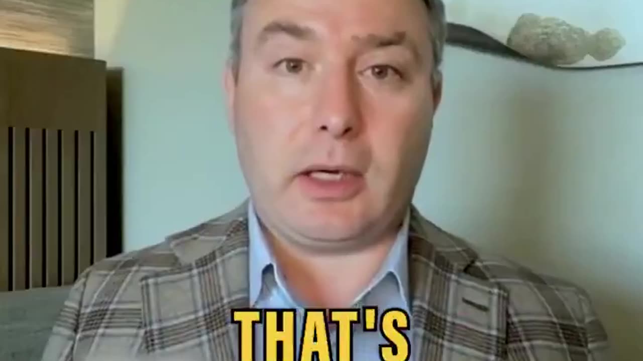 Alexander Vindman🤡 asserts that Elon Musk is divulging state secrets to Vladimir Putin, and says that's the real reason he supports President Trump because Putin ordered him to do so.