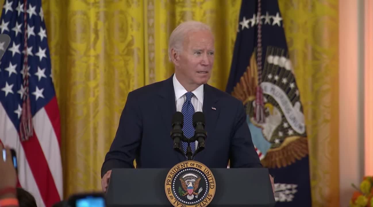Biden: "We're gonna ban assault weapons before I'm out of this place."