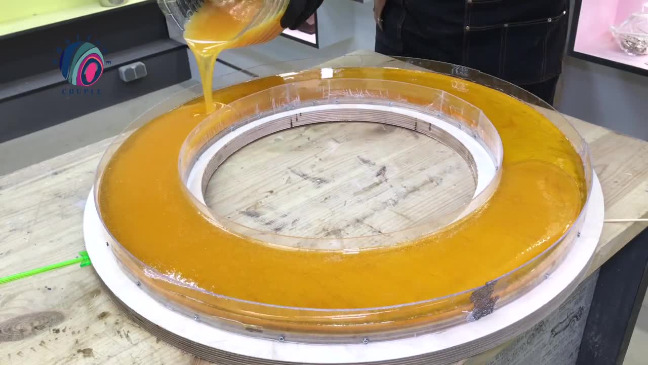 Amazing Table of Flowers and Epoxy resin.