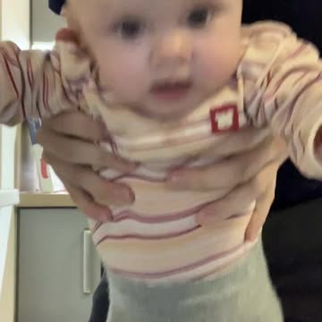 Babies dance performance for the first time