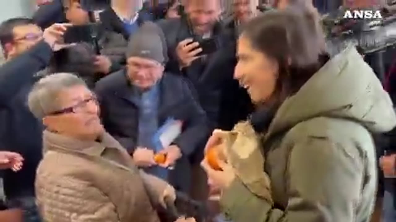 ITALIA, POLITICA: PD, Pensionata vs Elly Schlein