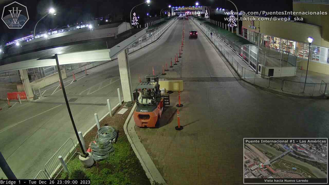 2023-12-26 - Puente Internacional 1 (viendo hacia Nuevo Laredo)