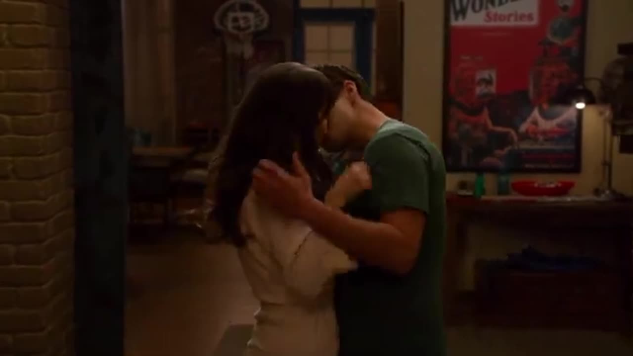 Nick and Jess First Kiss