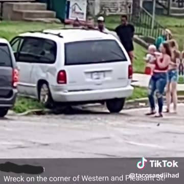 Residents In Ohio are complaining about Haitian migrants crashing cars