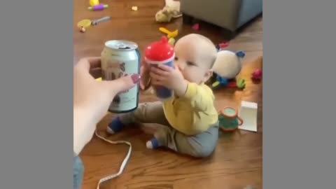 Smart baby approaches the mother without even knowing how to walk right, to toast!