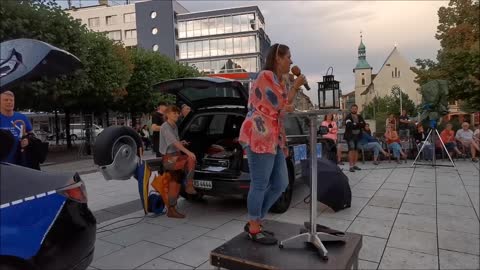 80. MAHNWACHE - BAUTZEN, Kornmarkt, 15 08 2022 - Bürgermikrofon Veit u. MARION, Ende EDGAR