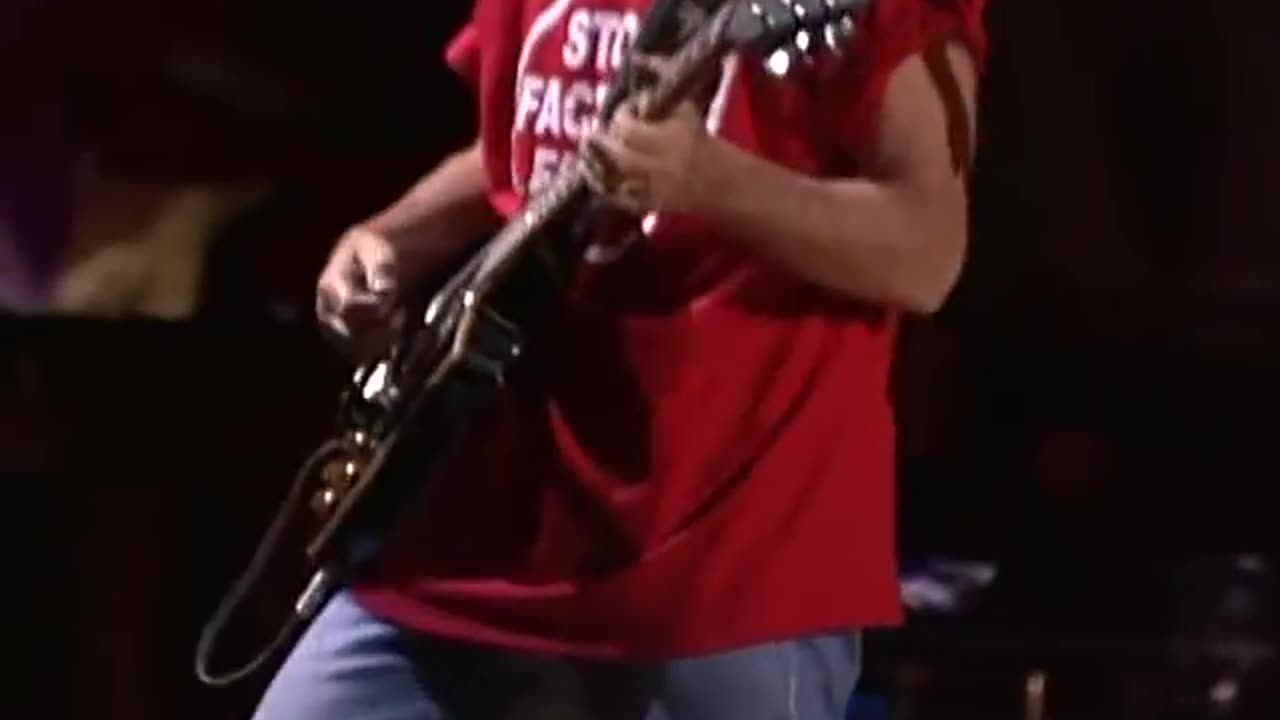 Neil Young - Cowgirl in the Sand (Live at Farm Aid 2000)