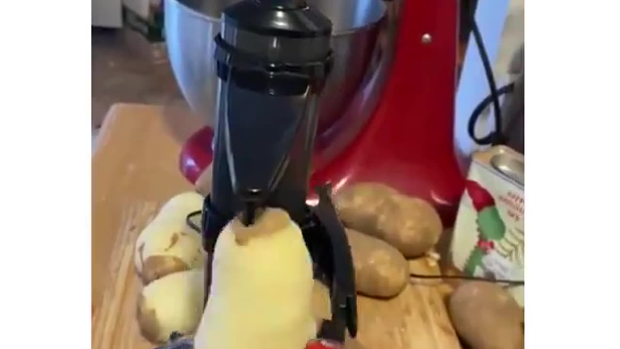 An amazing device for peeling potatoes