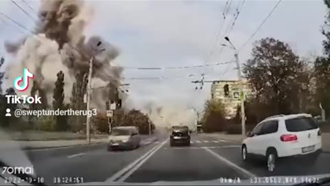 Dashcam video shows moment of missile strike in Dnipro, Ukraine