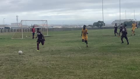 Gansbay Rovers vs. Salim United. Penalty!