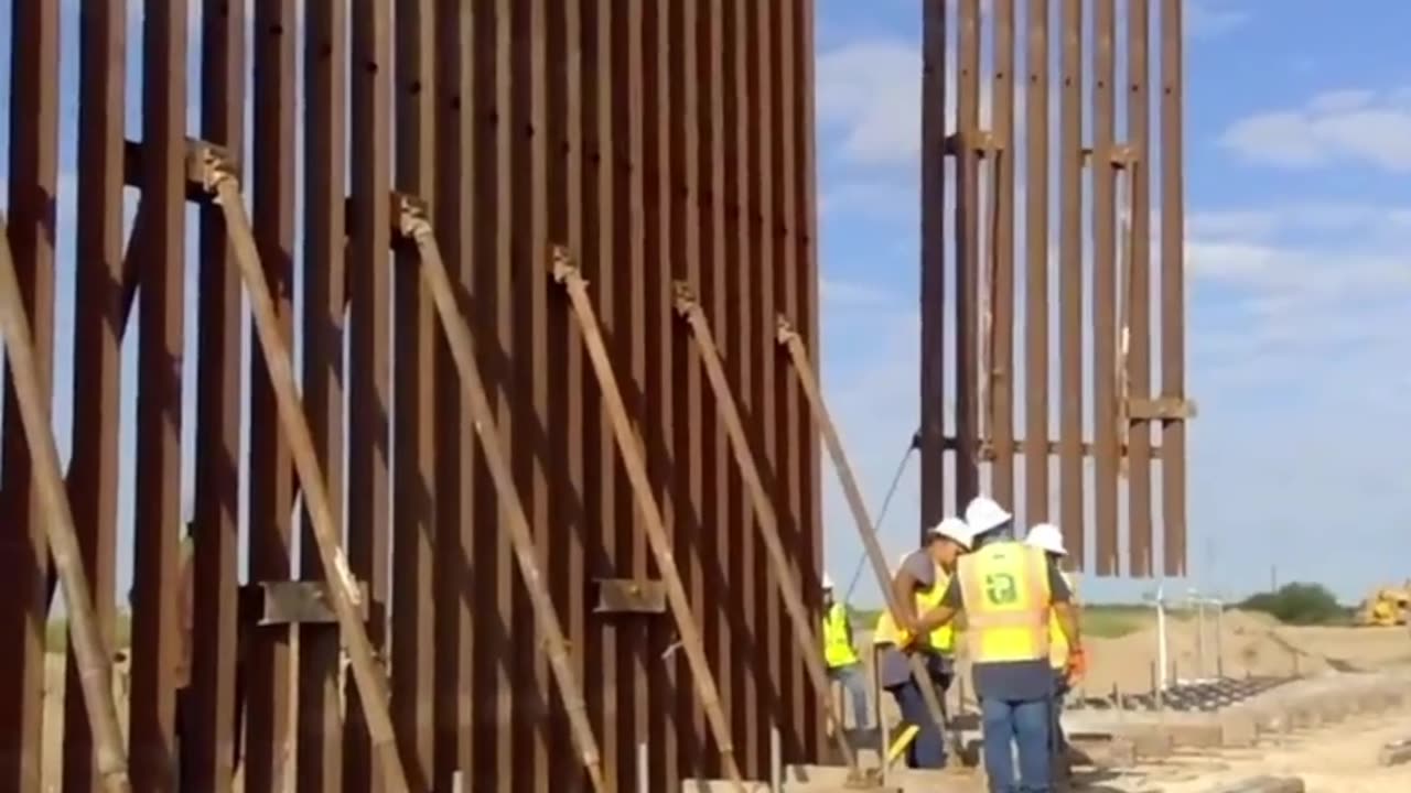 Texas border wall construction continues in Cameron County!