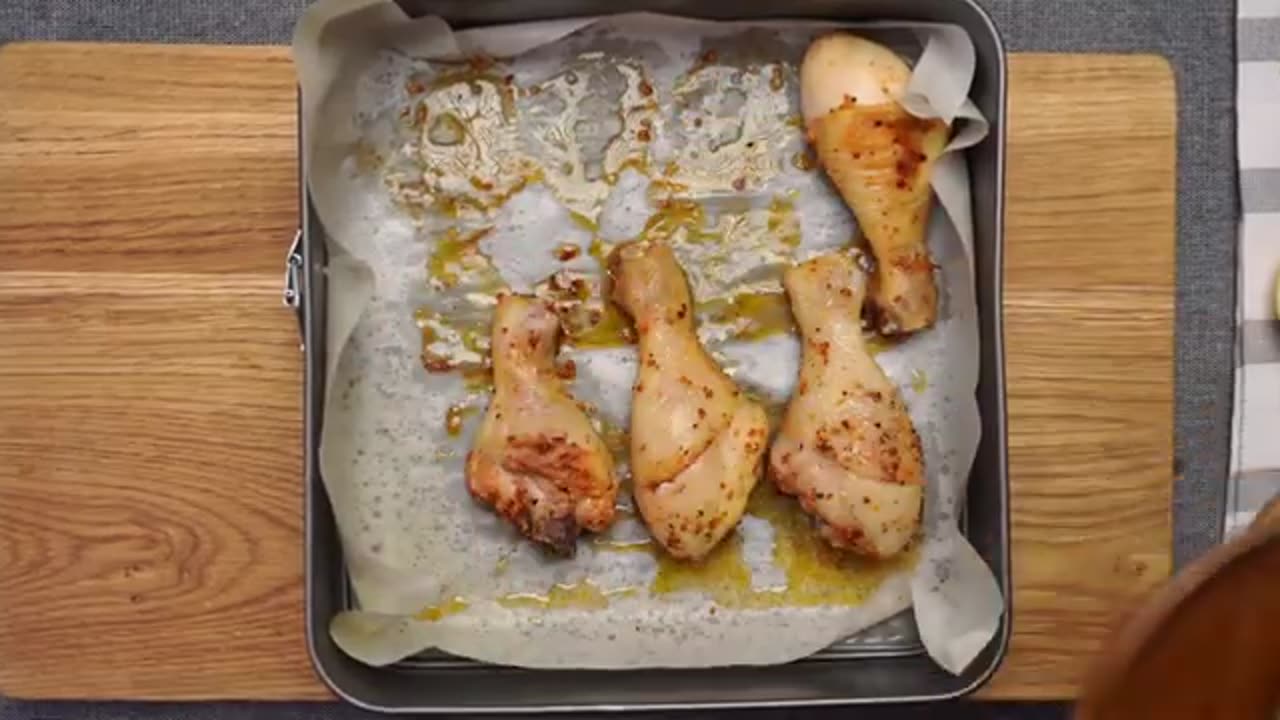 You have never prepared such delicious chicken legs! Very simple recipe!