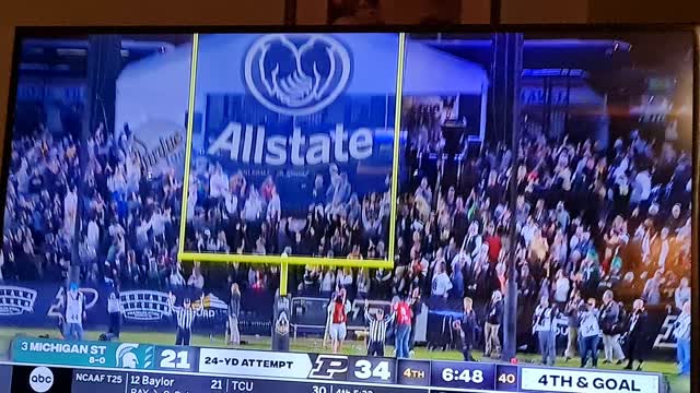 UPSET ALERT!! #3 MICHIGAN ST. IS LOSING IN 4TH QUATER