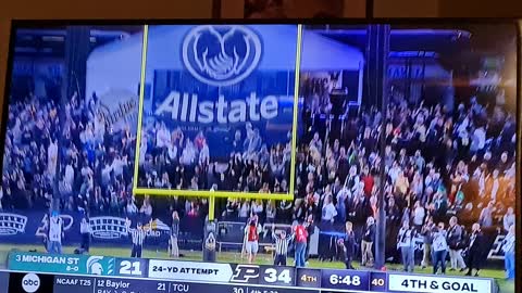 UPSET ALERT!! #3 MICHIGAN ST. IS LOSING IN 4TH QUATER