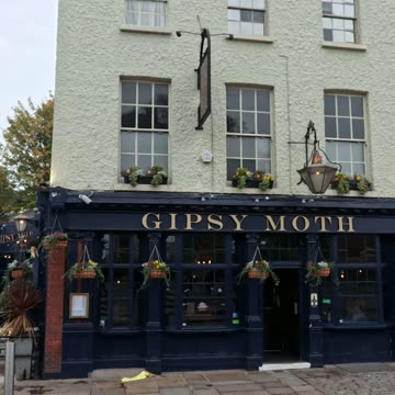 Cutty Sark (for Maritime Greenwich) DLR Station