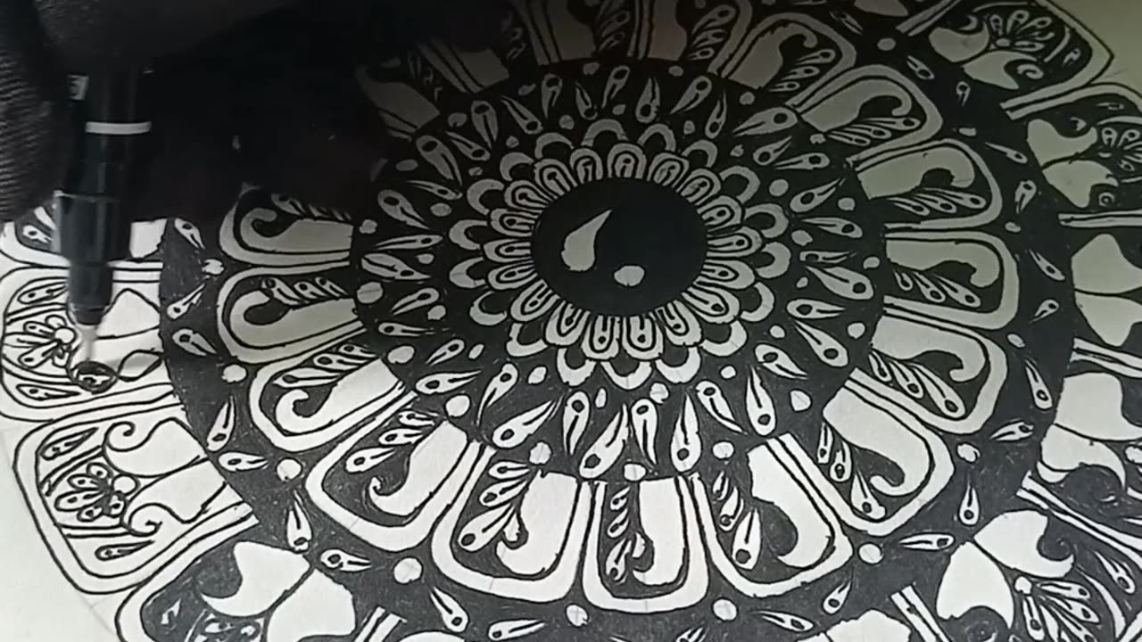 Creating Intricate Mandala Art: A Journey into Geometric Beauty।। mandala art। Easy mandala art.