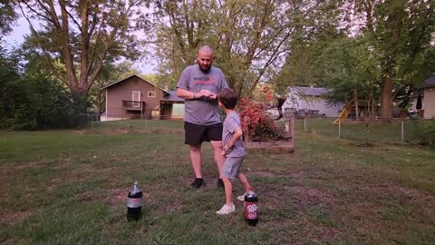 The Colombo boys do the Mentos challenge: Diet Coke vs Dr. Pepper