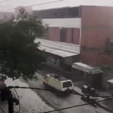 Strong hailstorms have caused destruction in Tarija, Bolivia
