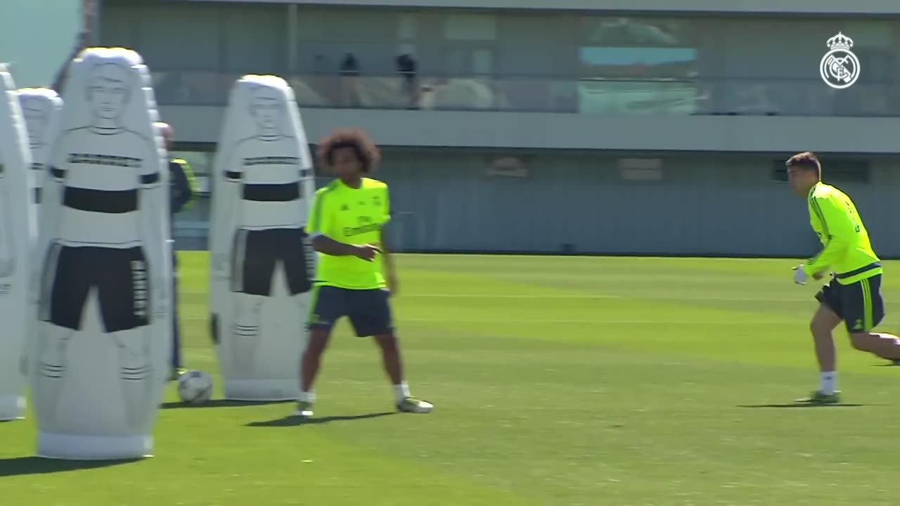 Cristiano Ronaldo completed Monday's training session with the group.