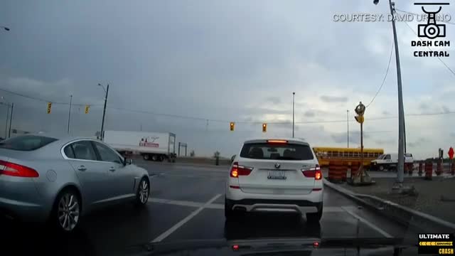 Dash Cam Crash Video USA | Car Crashes Compilation USA - 2022
