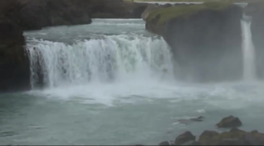 The World's Most Beautiful Waterfalls