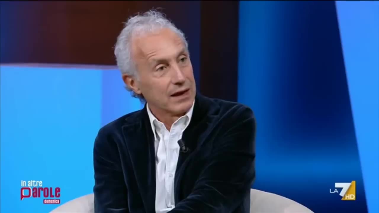 Marco Travaglio in tv sulla censura di Antonio Scurati alla RAI:MERDALIA💩sta perdendo punti come democrazia e i politici e la stampa stanno perdendo tutta la loro credibilità.MERDALIA💩UN PAESE DI MERDA DI POLITICI CORROTTI E UN POPOLO D'IDIOTI