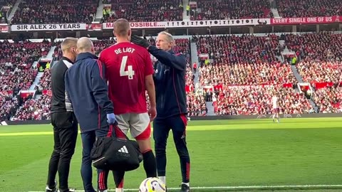 Spotted: Matthijs De Ligt's angry reaction to Brentford's goal