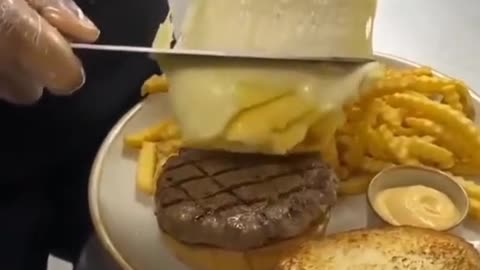 Cheesebeef burger